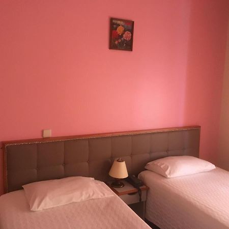 シャヴェス Florinda Bed & Breakfast エクステリア 写真